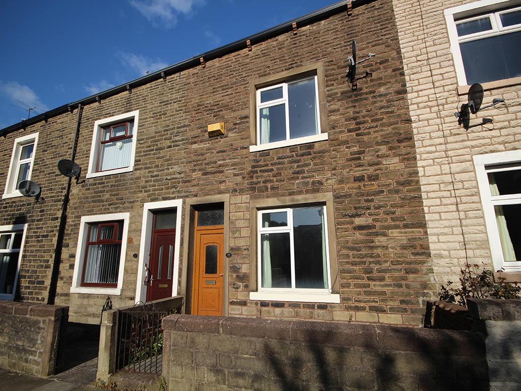 3 bedroom terraced house Let Agreed in Barnoldswick - 2016-10-05 14.33.56.jpg